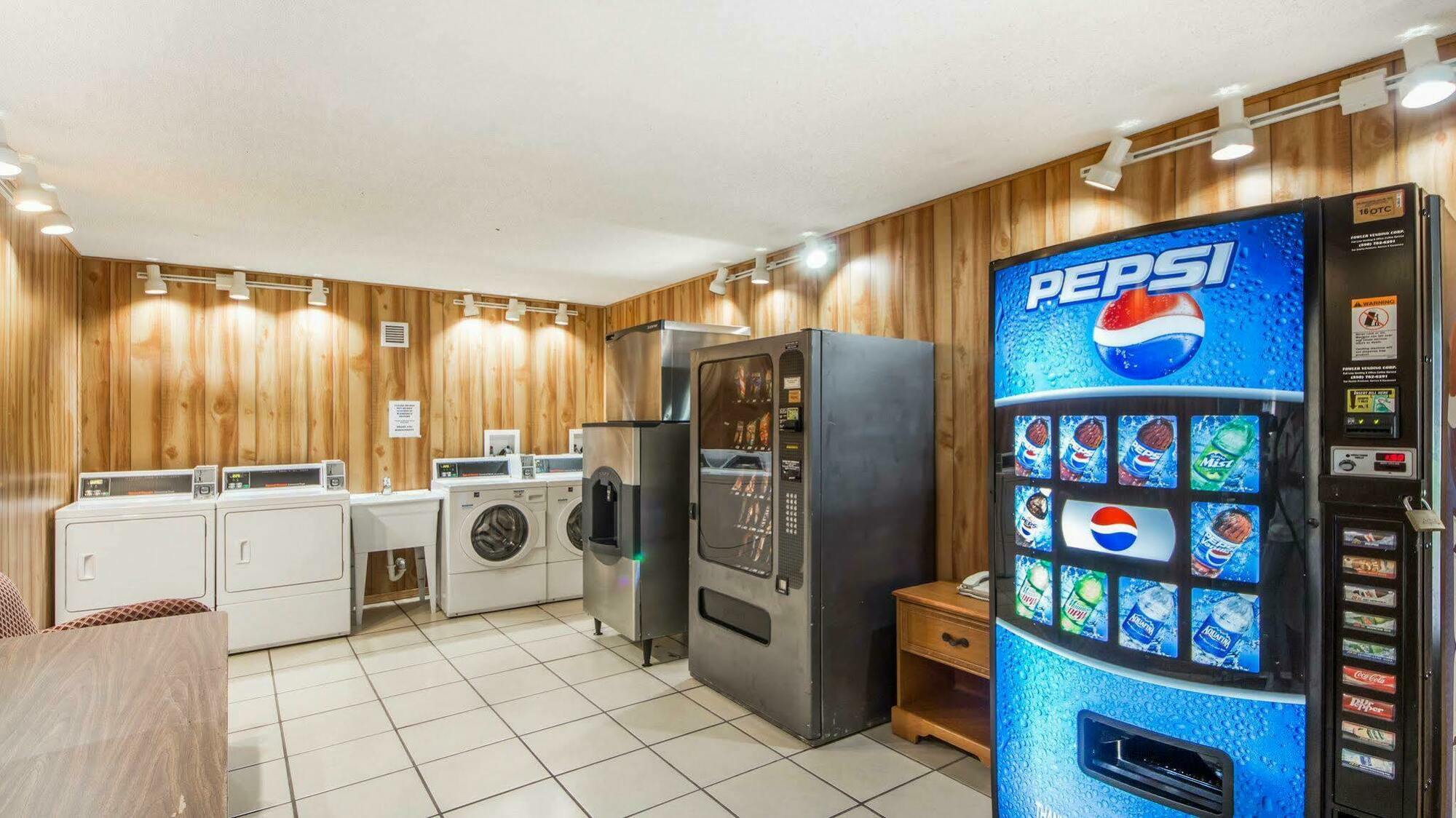 Quality Inn Ponca City Route 77 Extérieur photo